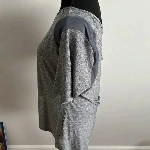 2x Workout Tees; grey and pink - Picture 9 of 12